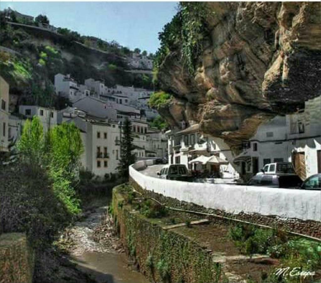 La Casa Del Rio Apartment Setenil De Las Bodegas Exterior photo