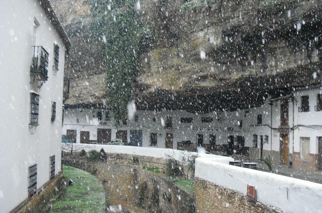 La Casa Del Rio Apartment Setenil De Las Bodegas Exterior photo
